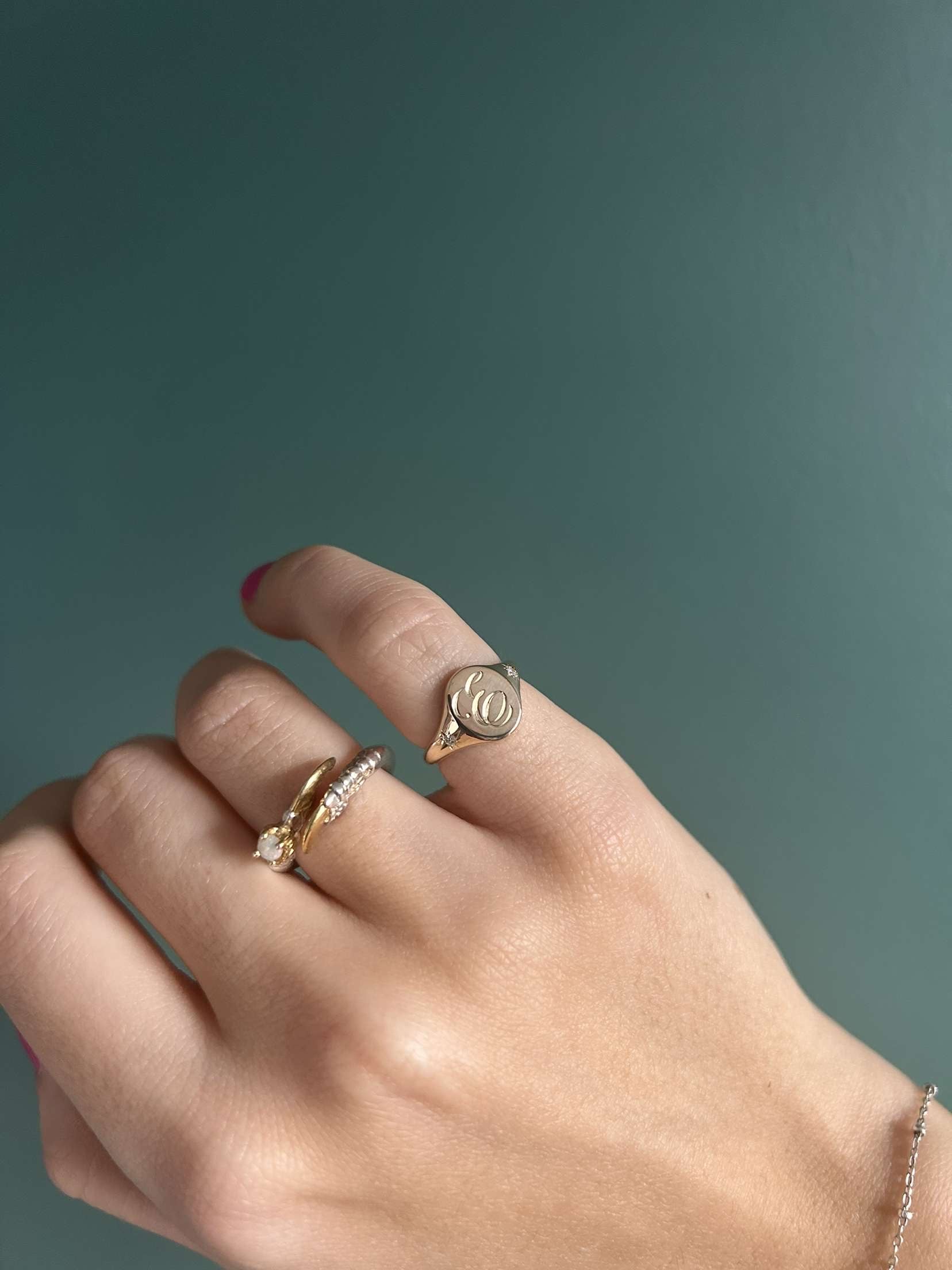 Oval Signet ring