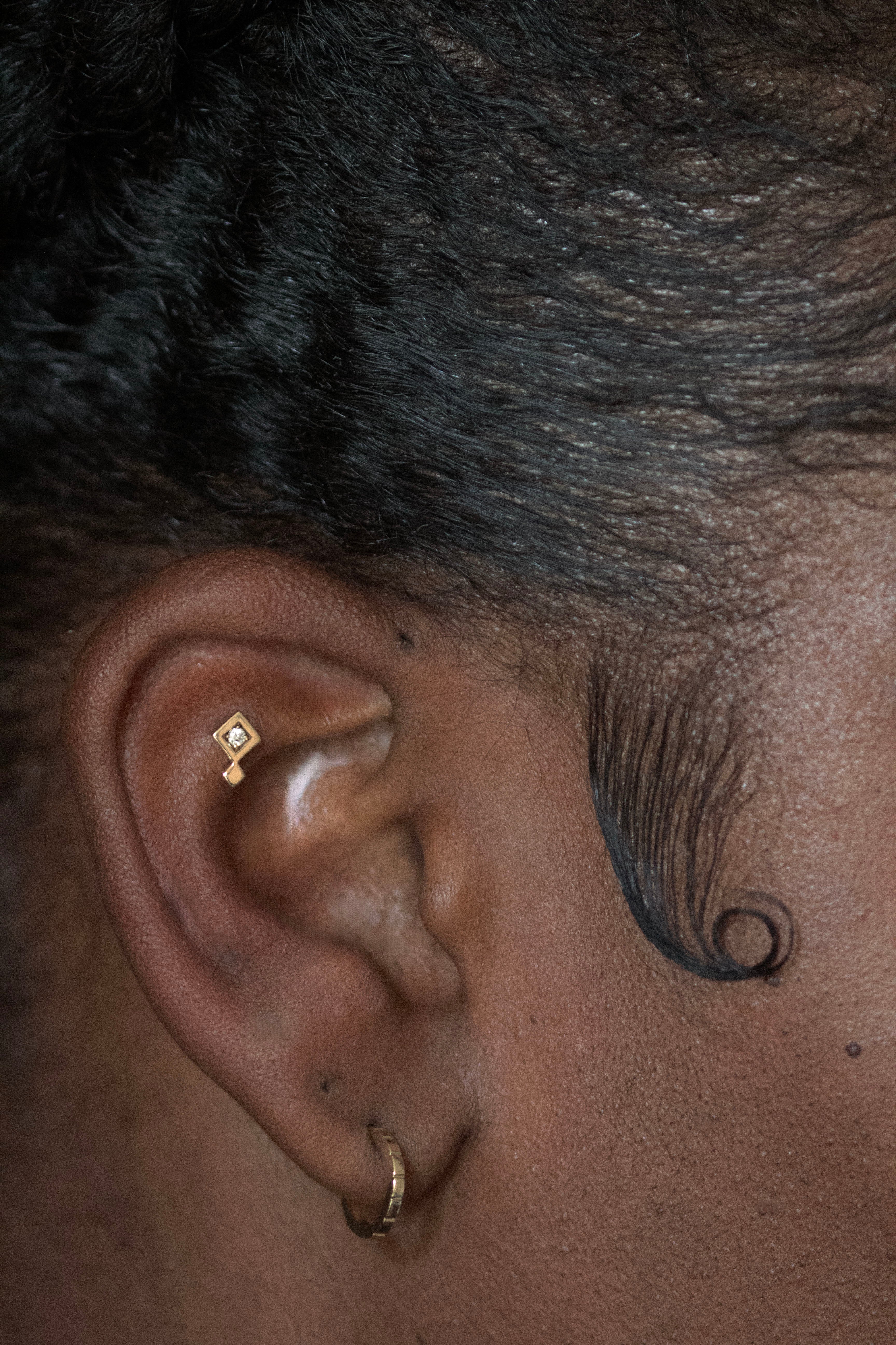 Geo diamond stud