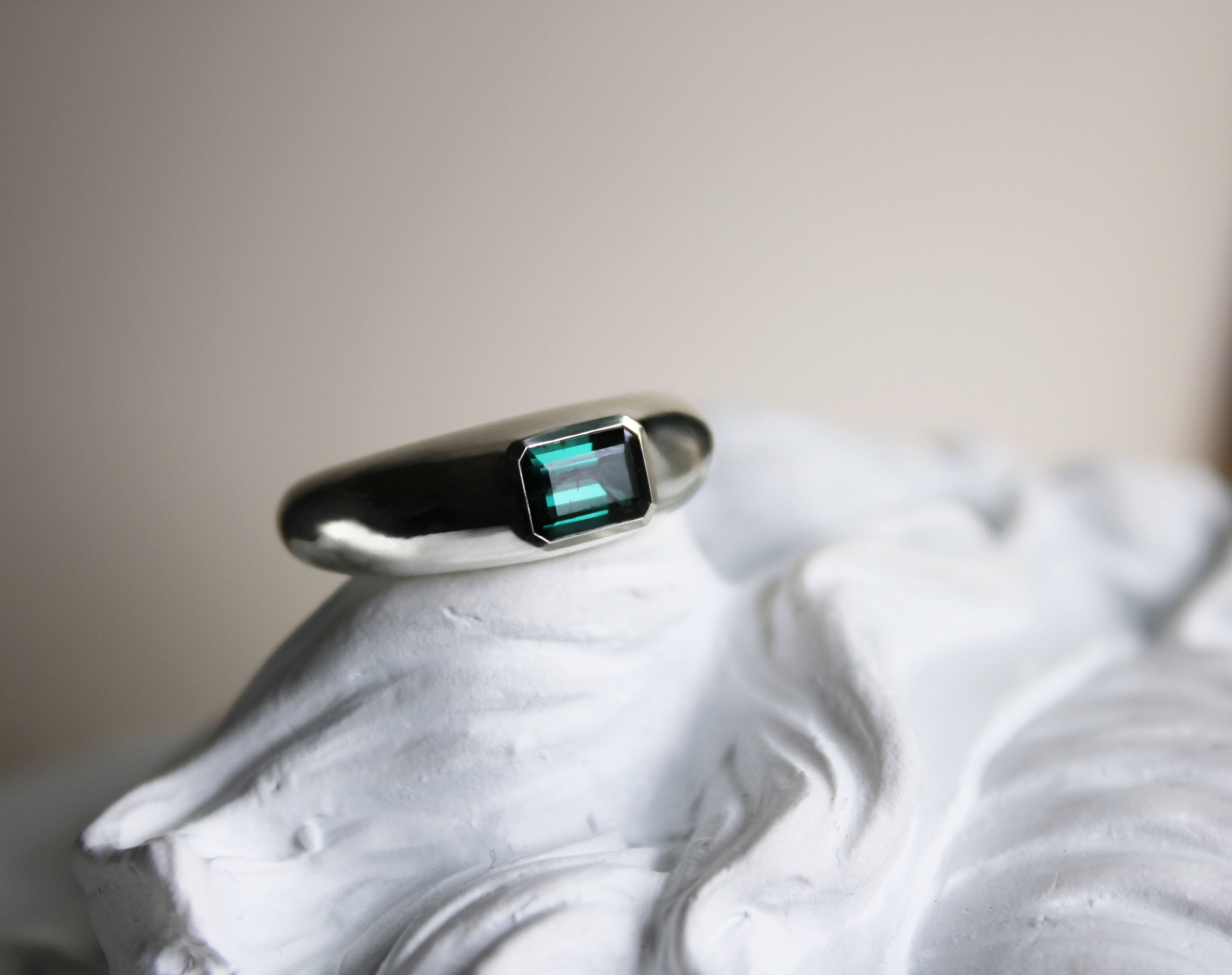 Silver Bombé ring