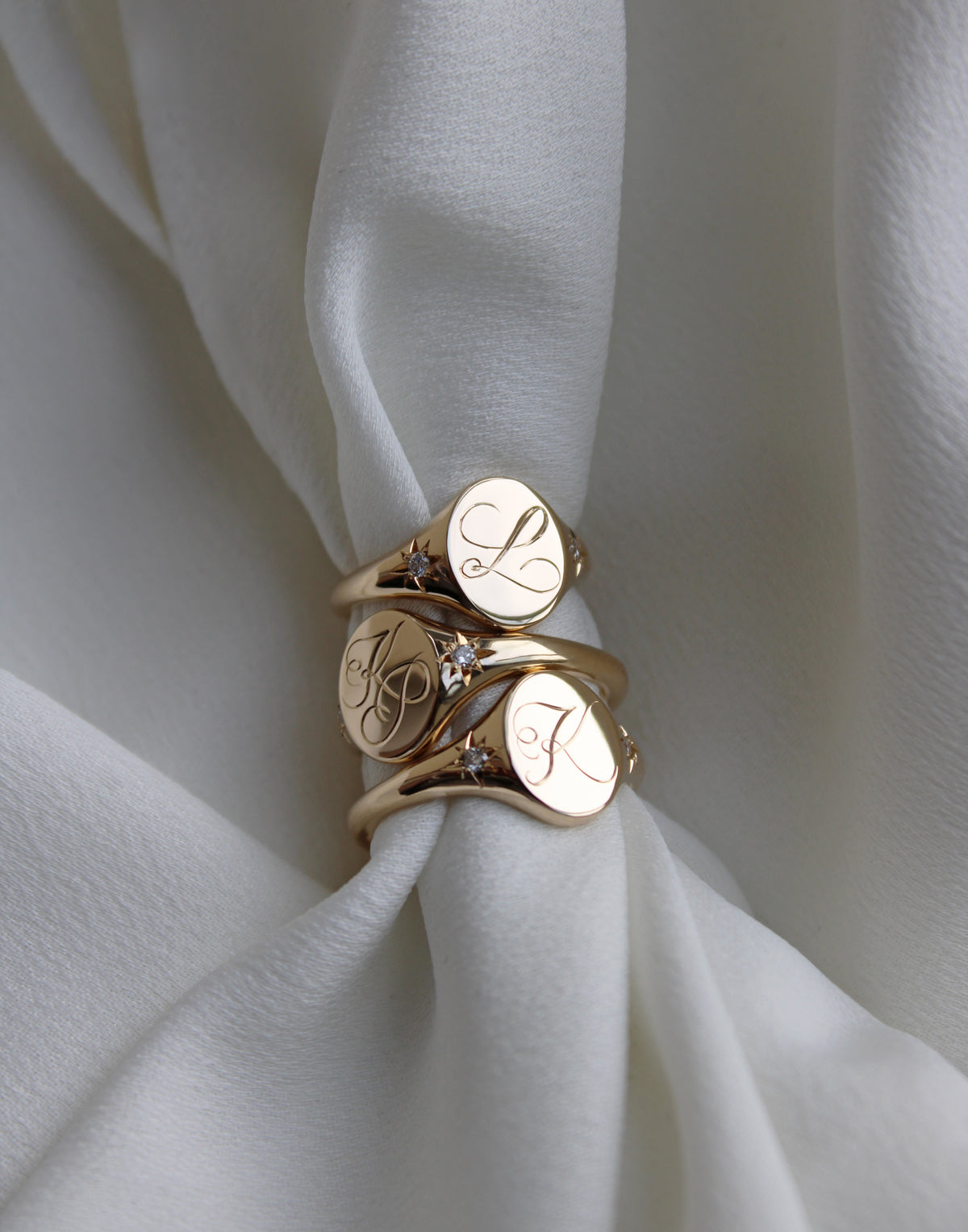 Oval Signet ring